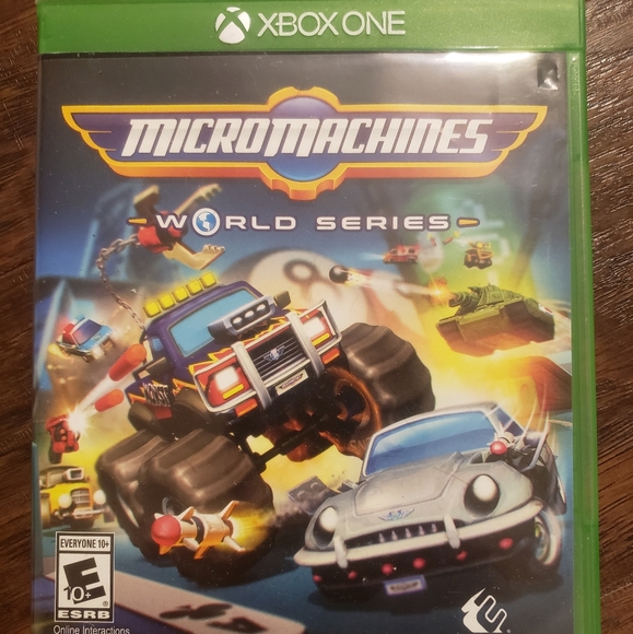 Micro Machines Xbox One World Series - Picture 1 of 3